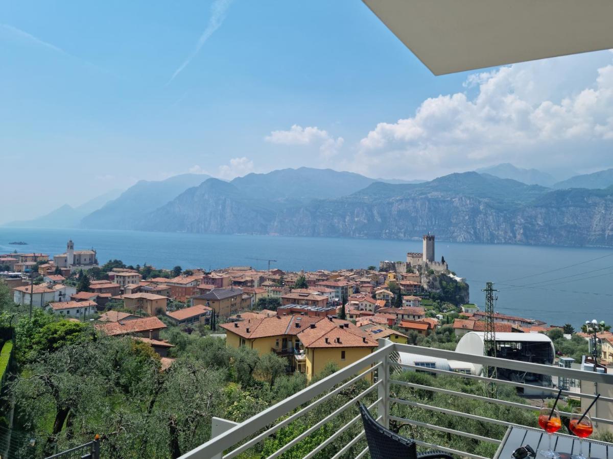 Luxury Apartments Natura Malcesine Bagian luar foto